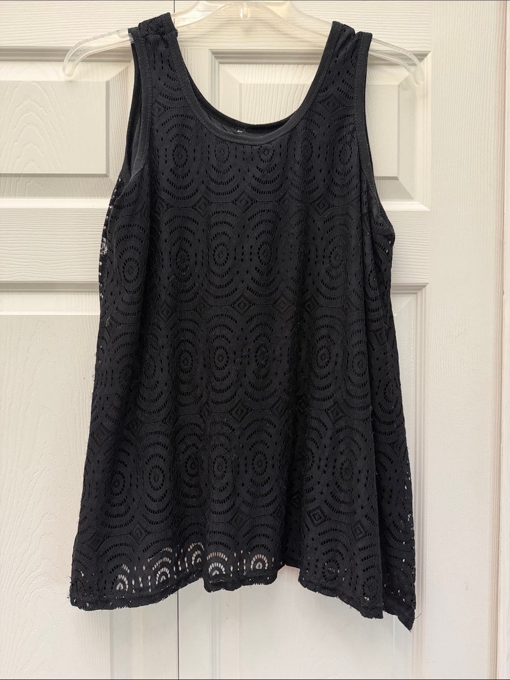 ❤️3 for $15!❤️ Black Eyelet Sleeveless Tank Top - Classic Women's Summer Top